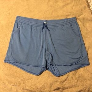 Old navy blue draw string shorts with pockets
